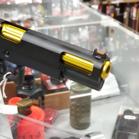 Pistola HI-CAPA Gas Cañón Dorado con Maletín Golden Eagle
